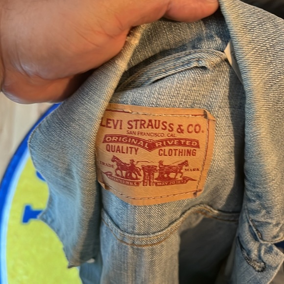 Vintage Levi’s Jean jacket - Picture 4 of 4